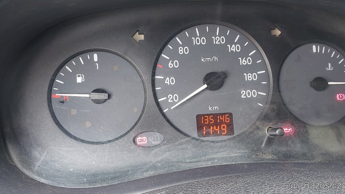 Renault Thalia 1.4 55kw 2004 - 4