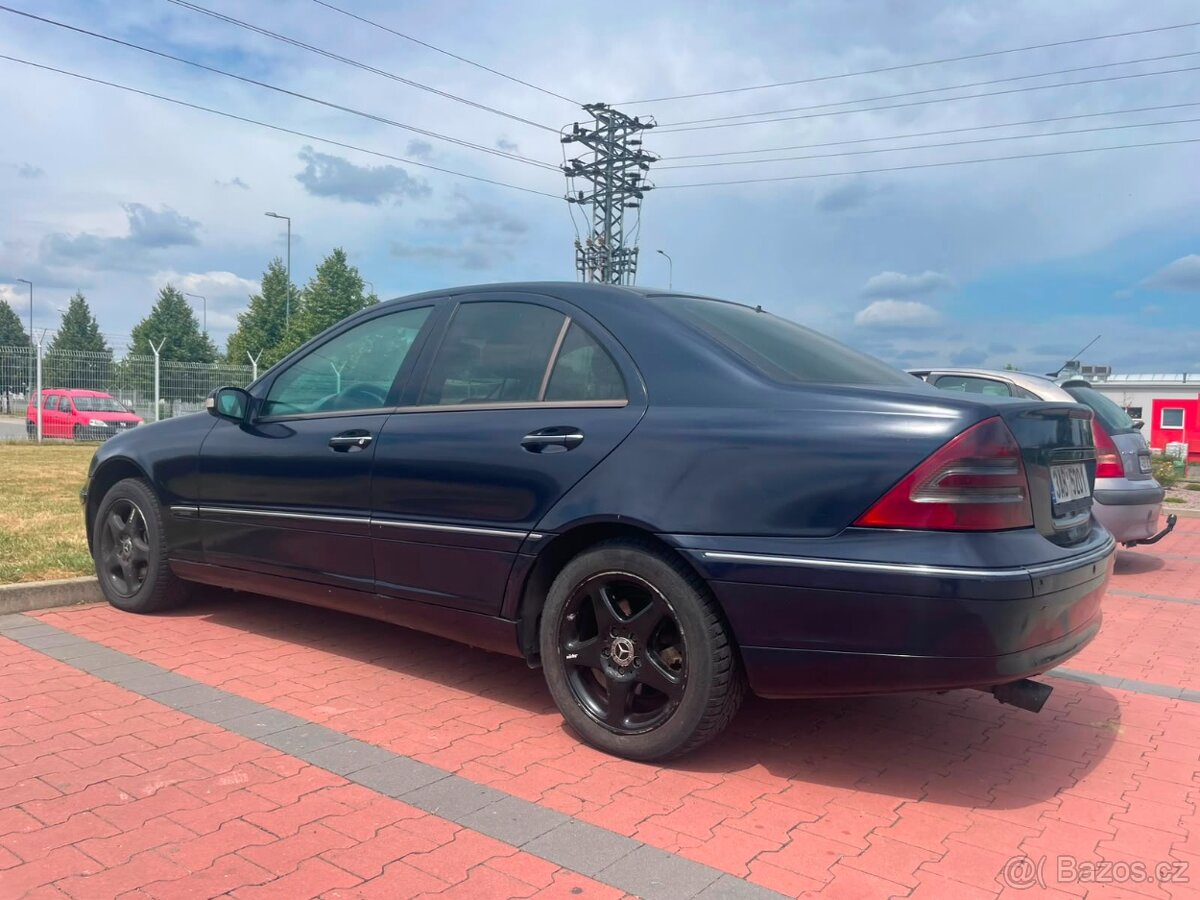 Mercedes-Benz C 270 CDI - 4
