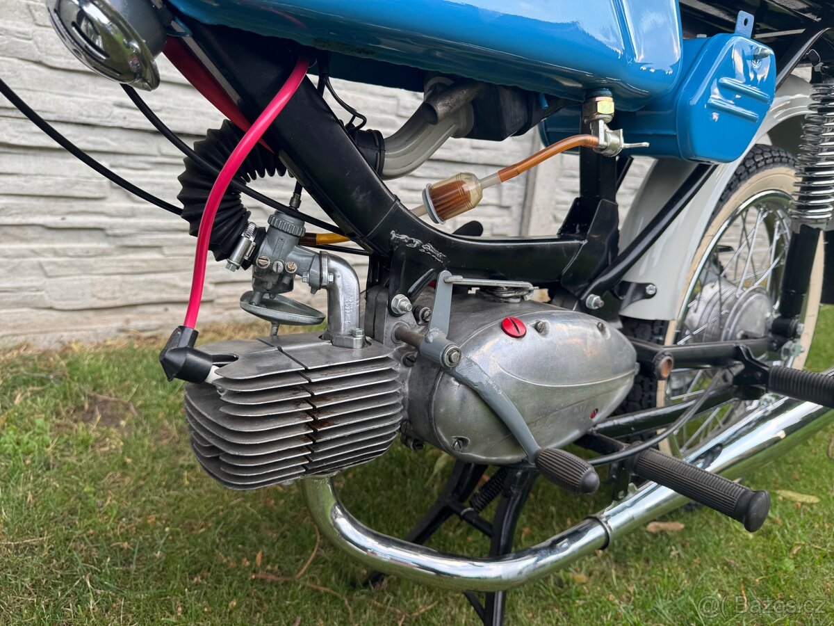 Jawa 23 Mustang - 4