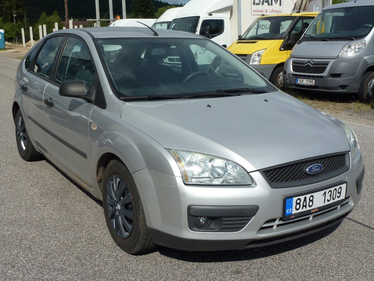 ⭐⭐⭐Ford Focus 1,6i 16V Hatchback 03/2006. NOVÁ STK ⭐⭐⭐ - 4
