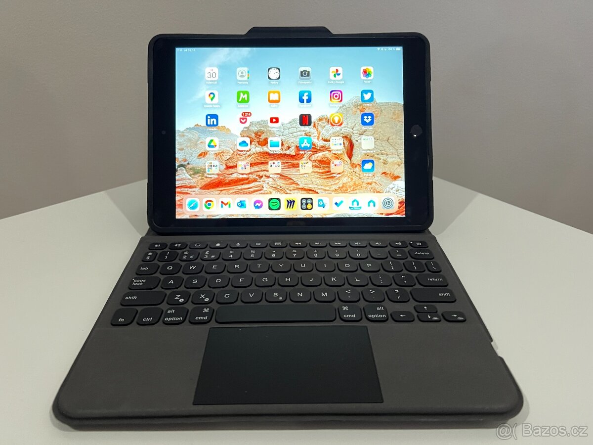 UAG ochranný kryt Rugged s klávesnicí s trackpadem pro Apple - 4