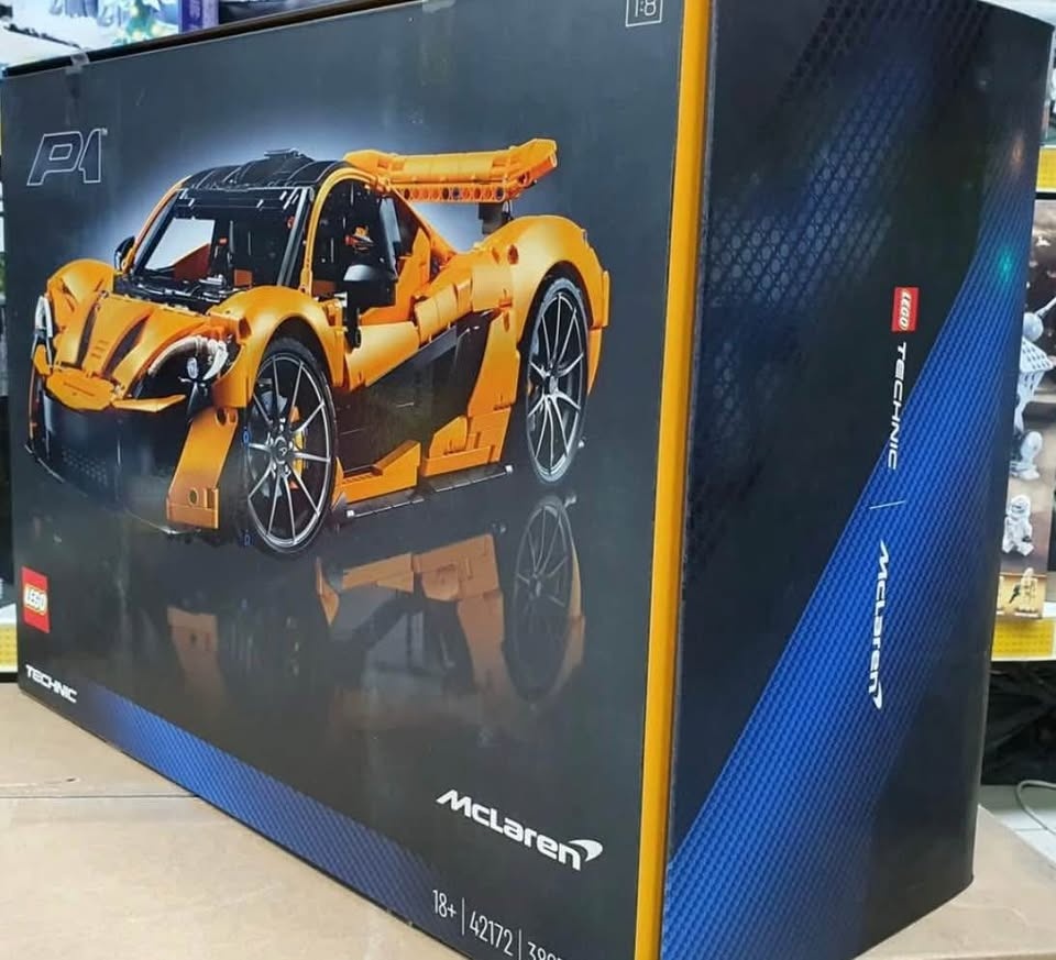 LEGO Technic McLaren P1 - 4