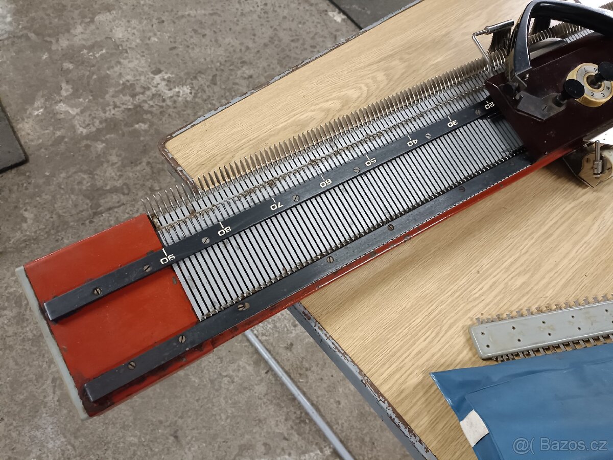 Pletací stroj Dopleta 180 - 4