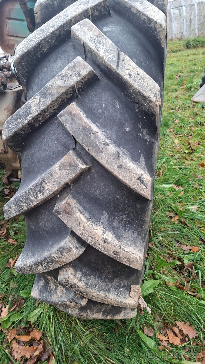 Zetor kompletní kola 16,9 - 30 - 4