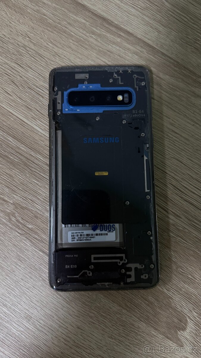 Samsung Galaxy S10 Dual SIM 128 GB Prosklený - 4