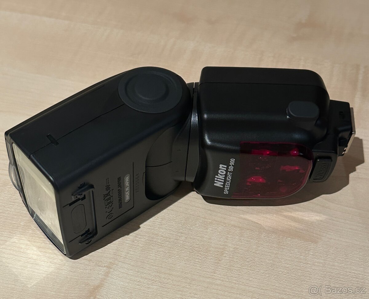 Nikon SB-900 - 4