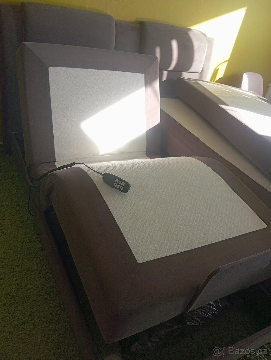 Polohovací postele - 4