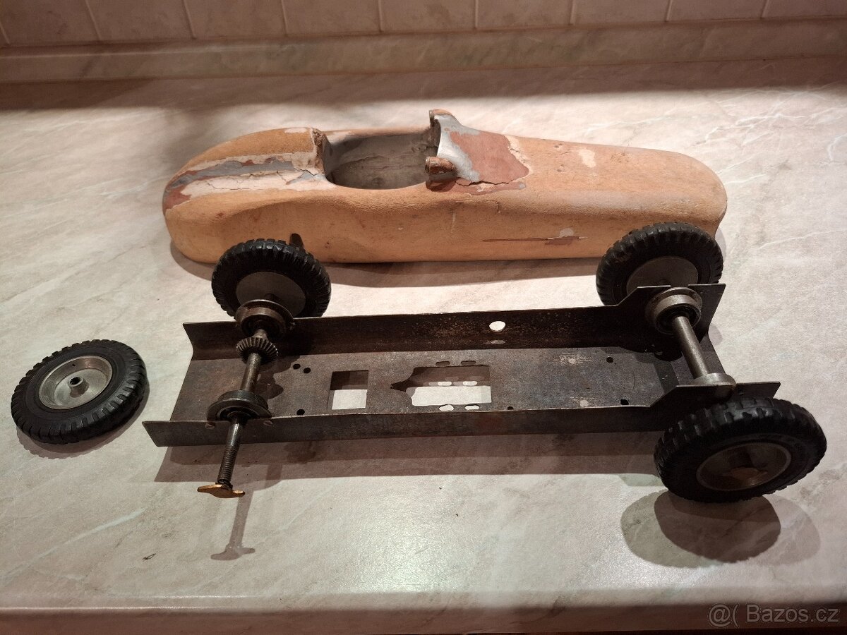 Dřevěný model auta TALBOT - 4