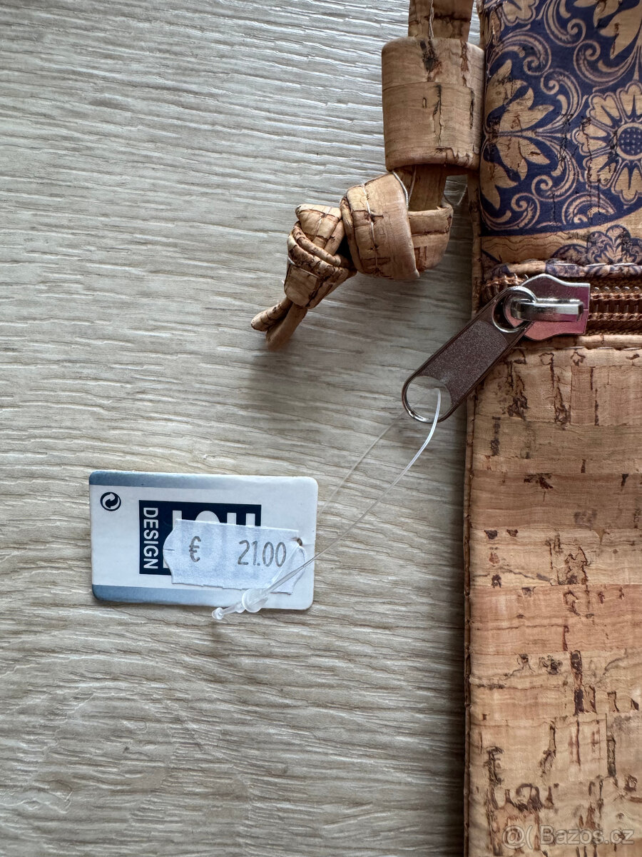 Korková taštička přes rameno - 4