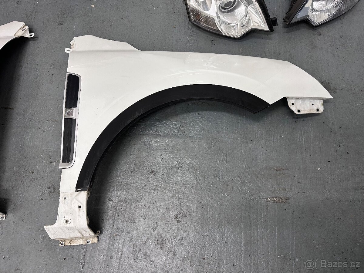 Opel Antara rv. 2014 předek Bílá barva - 4