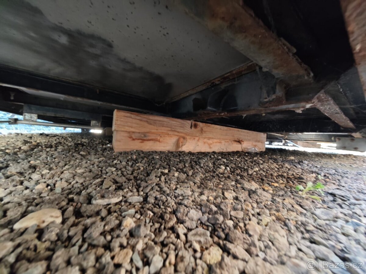 Valníková nástavba - 820 cm - 20 palet - 4