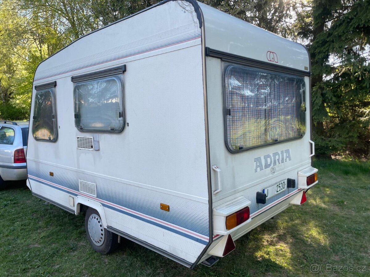 Adria, 100km/h, EXTRA LEHKÝ, předstan, 3 osoby - 4