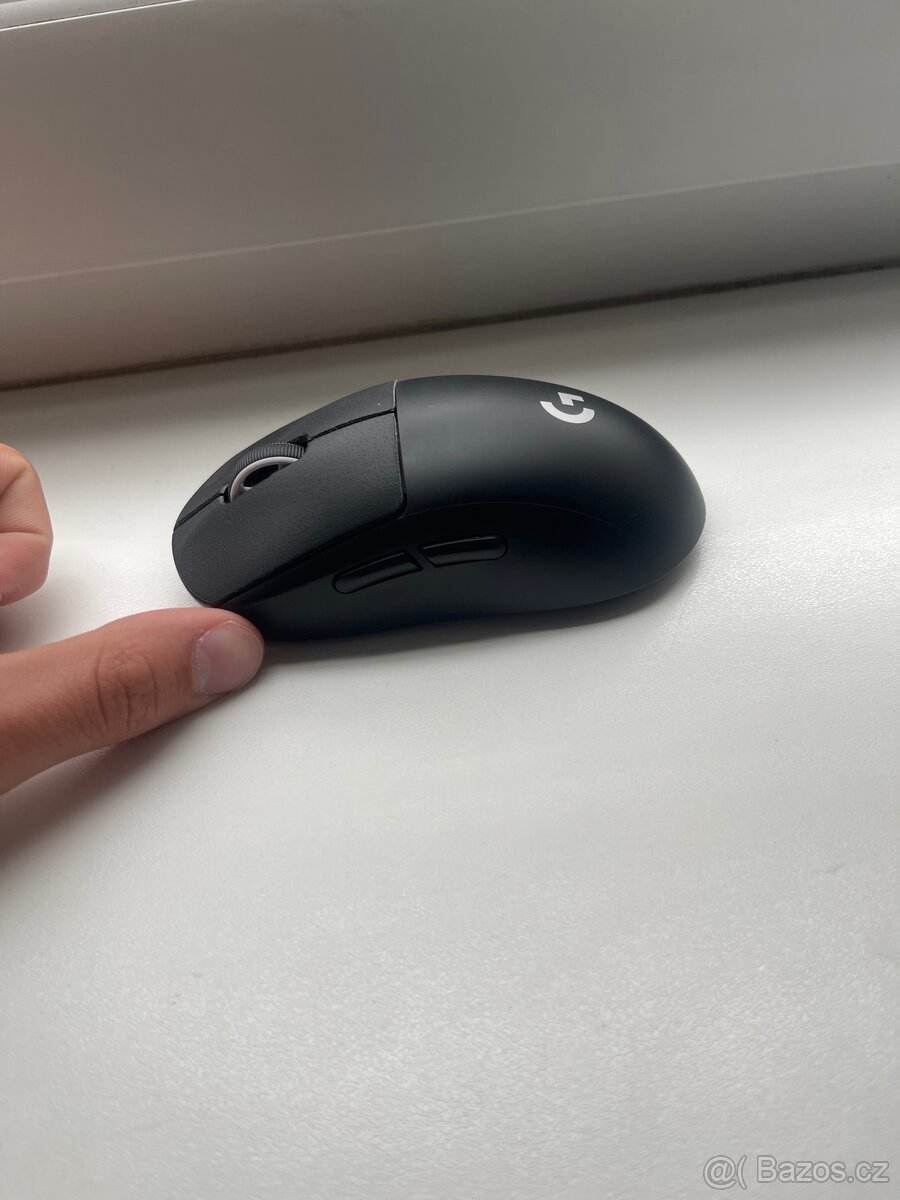 Logitech G Pro X Superlight 2 - 4