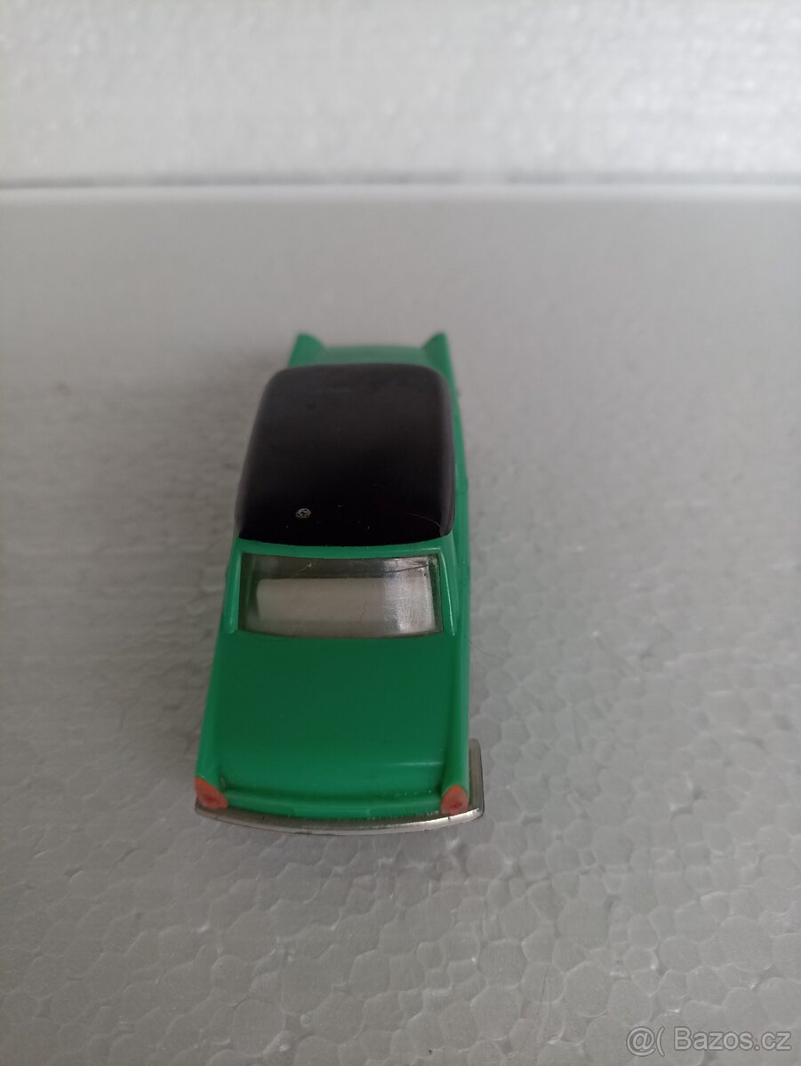 KDN - FIAT 1800 - 4