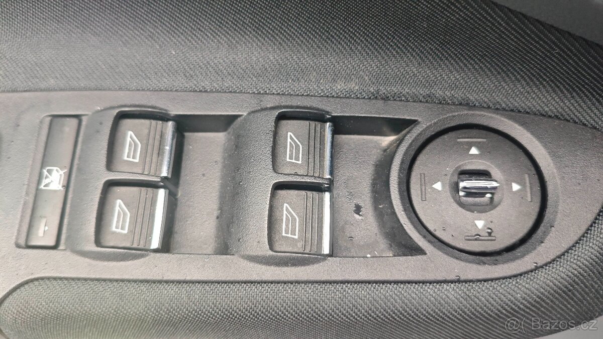 FORD C-MAX - 4