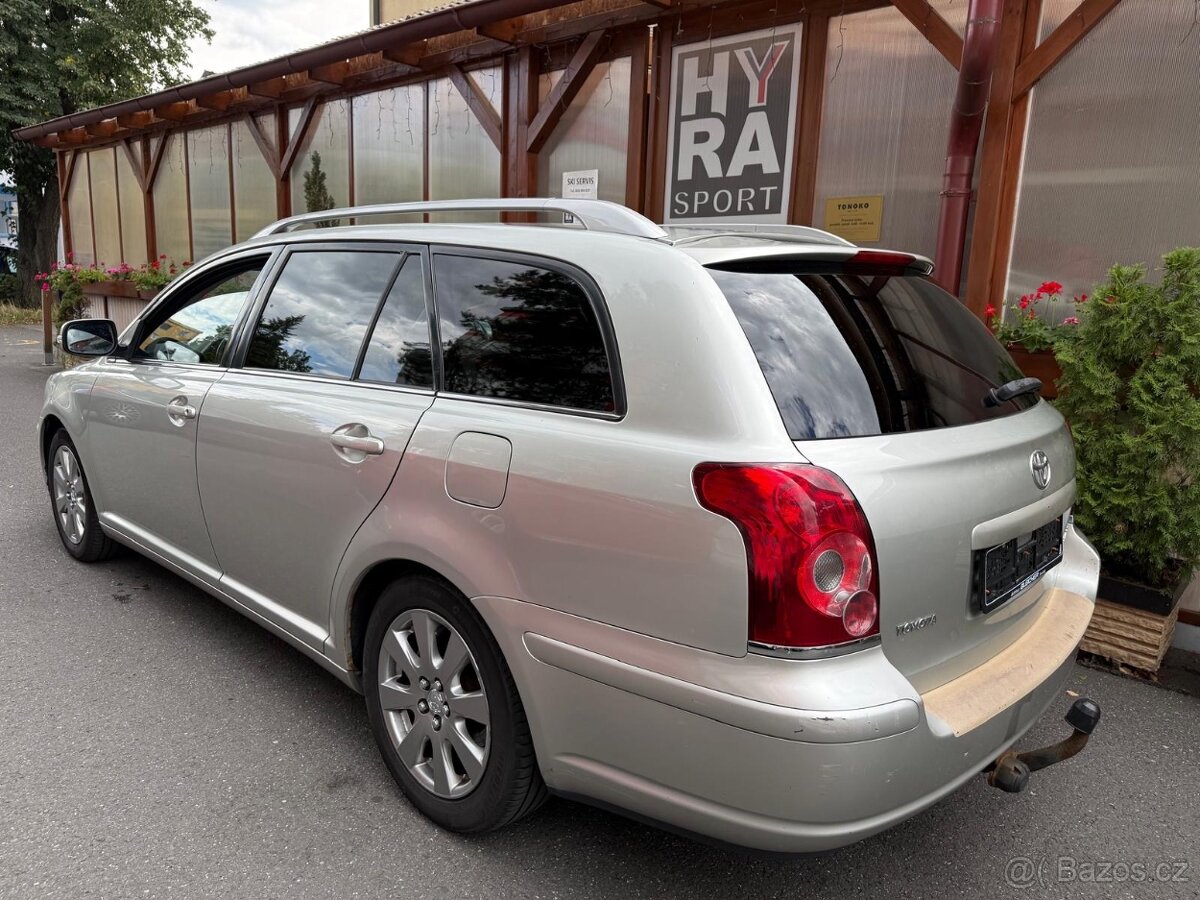 Toyota Avensis 1,8i - 4