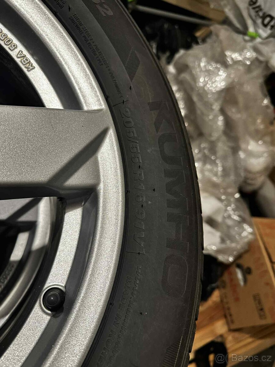 Alu kola Rial 5x112 R16, pneu Kumho ECSTA HS52 4RIB - 205/55 - 4