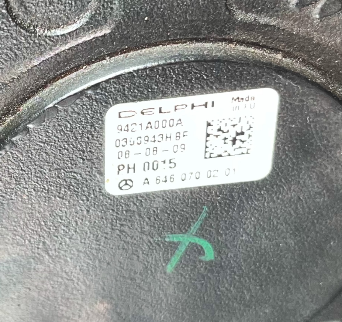 //Vstřikovací Čerpadlo Mercedes OM646 Delphi// - 4