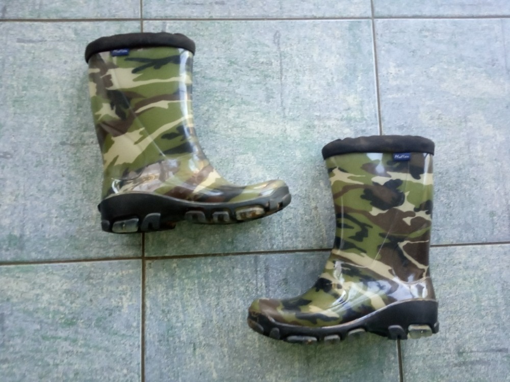 NOVÉ tenisky, sněhule, gumáky, pantofle, cvičky-vel. 31 - 4