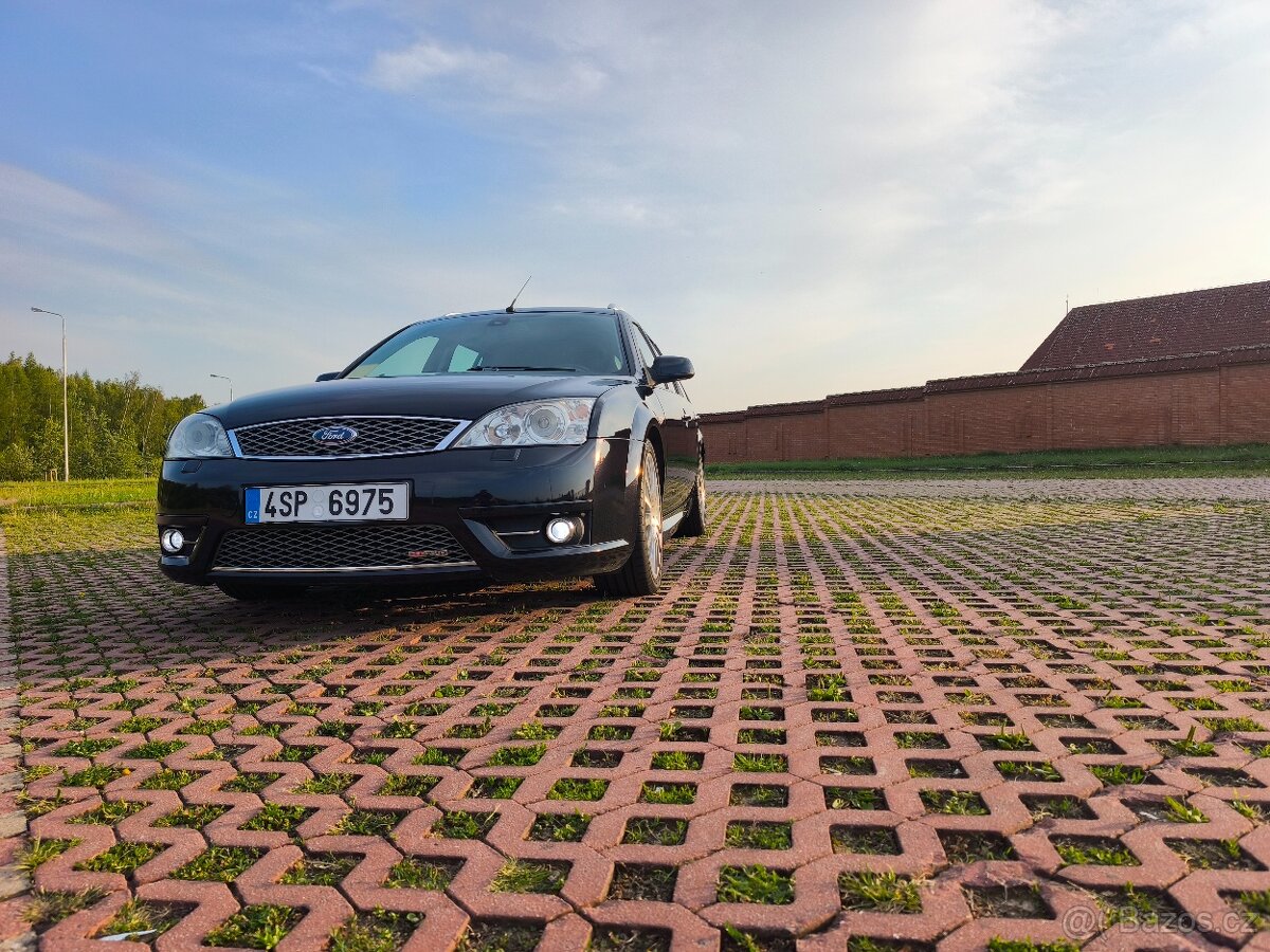 Ford Mondeo ST 220 - 4