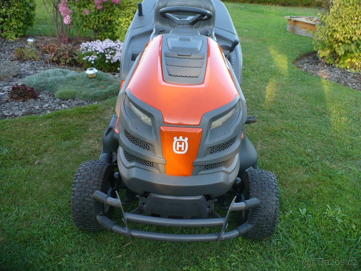 Zahradní traktor HUSQVARNA TC 338 - 4