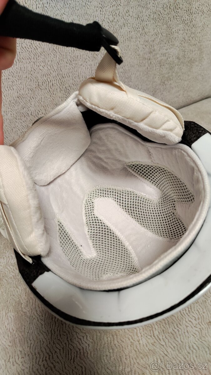 Dívčí helma a brýle - 4