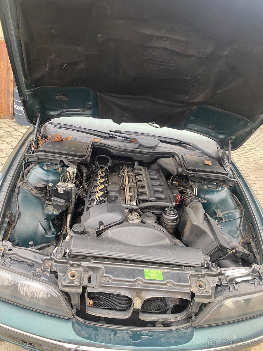 Bmw e39 520i 110kw - 4