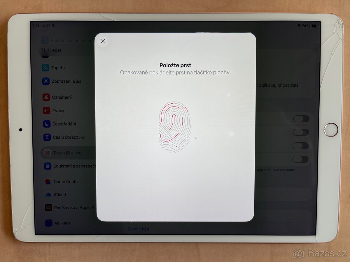 Apple iPad Air 3 Generace (A2152) 64Gb - 4