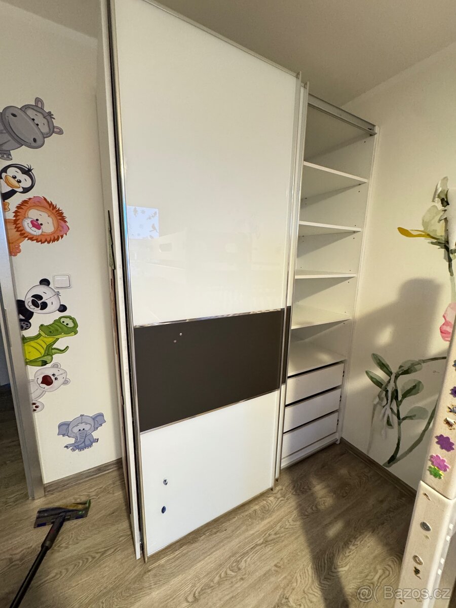 Skříň velká , od truhláře - 4