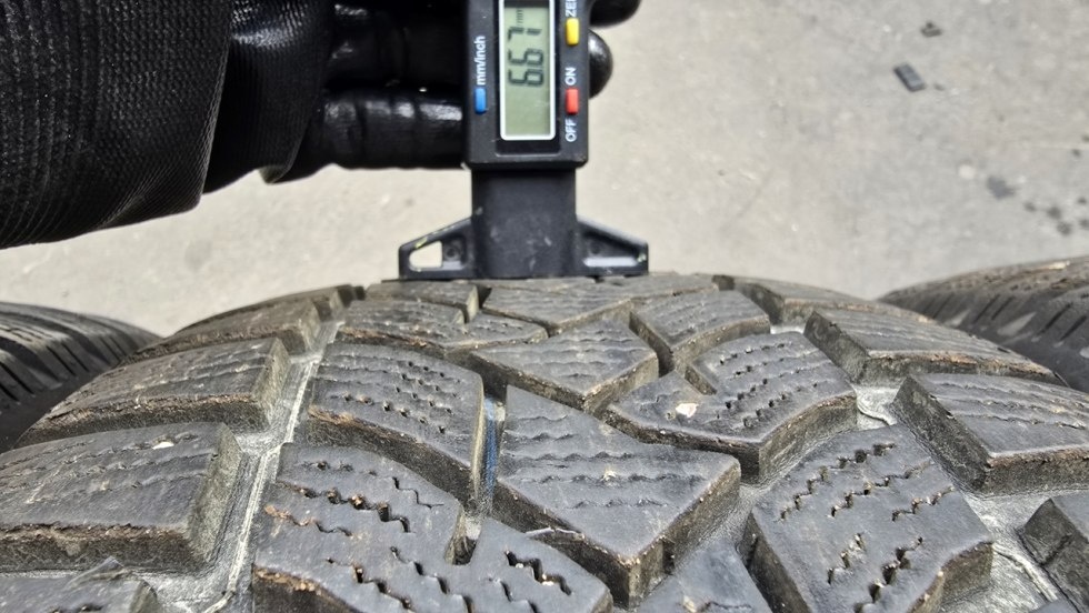 Zimní pneumatiky 205/55/16 Dunlop - 4