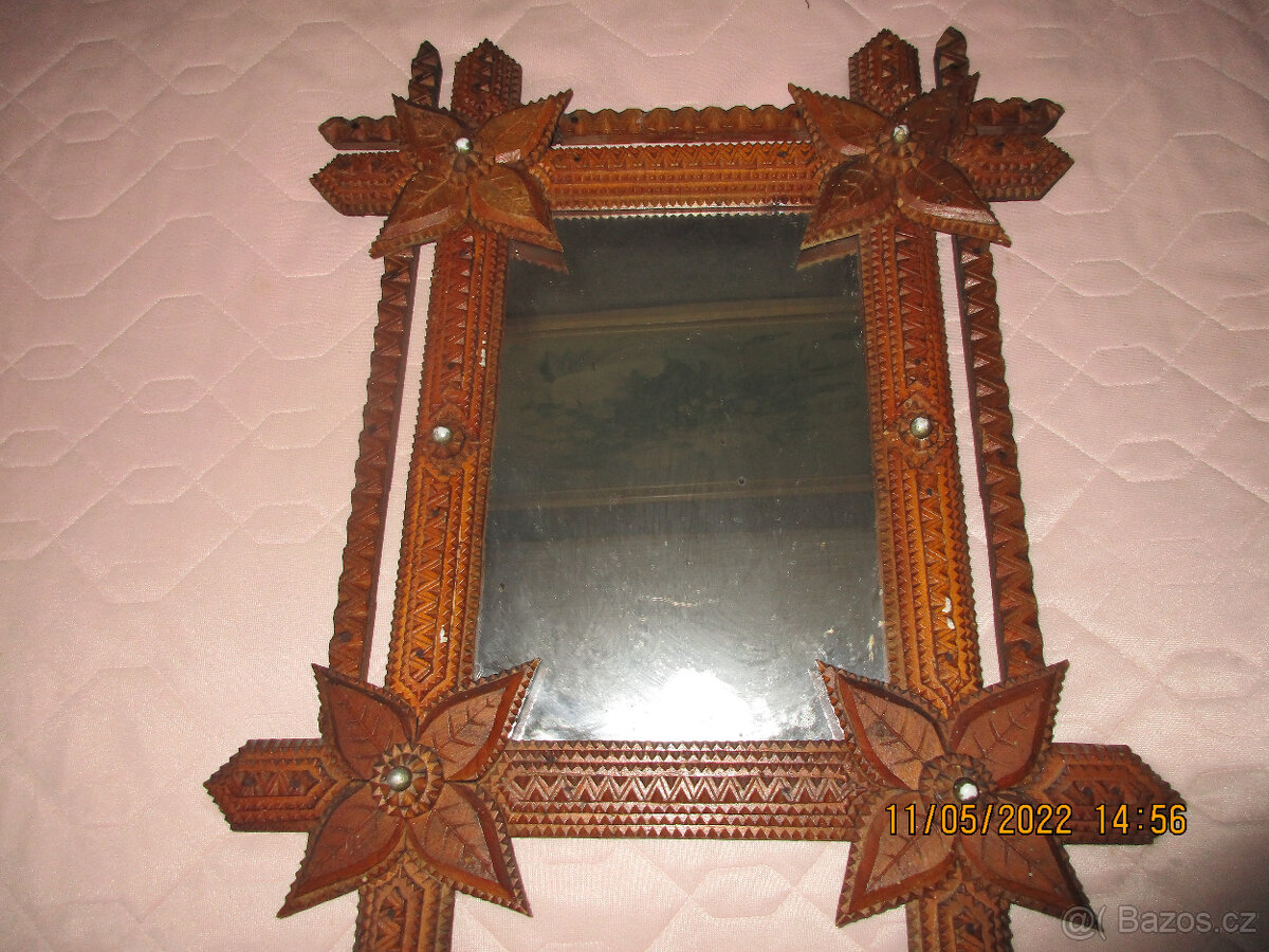 Prodám z pozůstaosti zdobené zrcadlo a korbel - 4