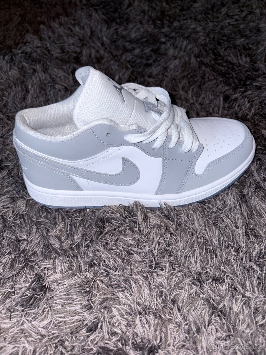 Nike Jordan 1 Low – dámské, vel. 38 - 4