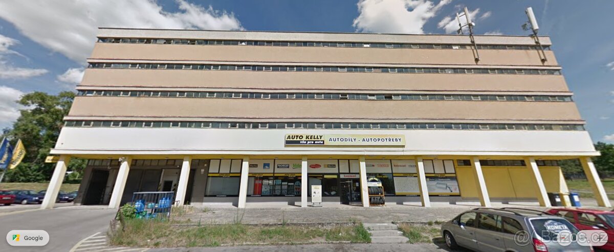 Sdílená garáž - 13m2 - 4