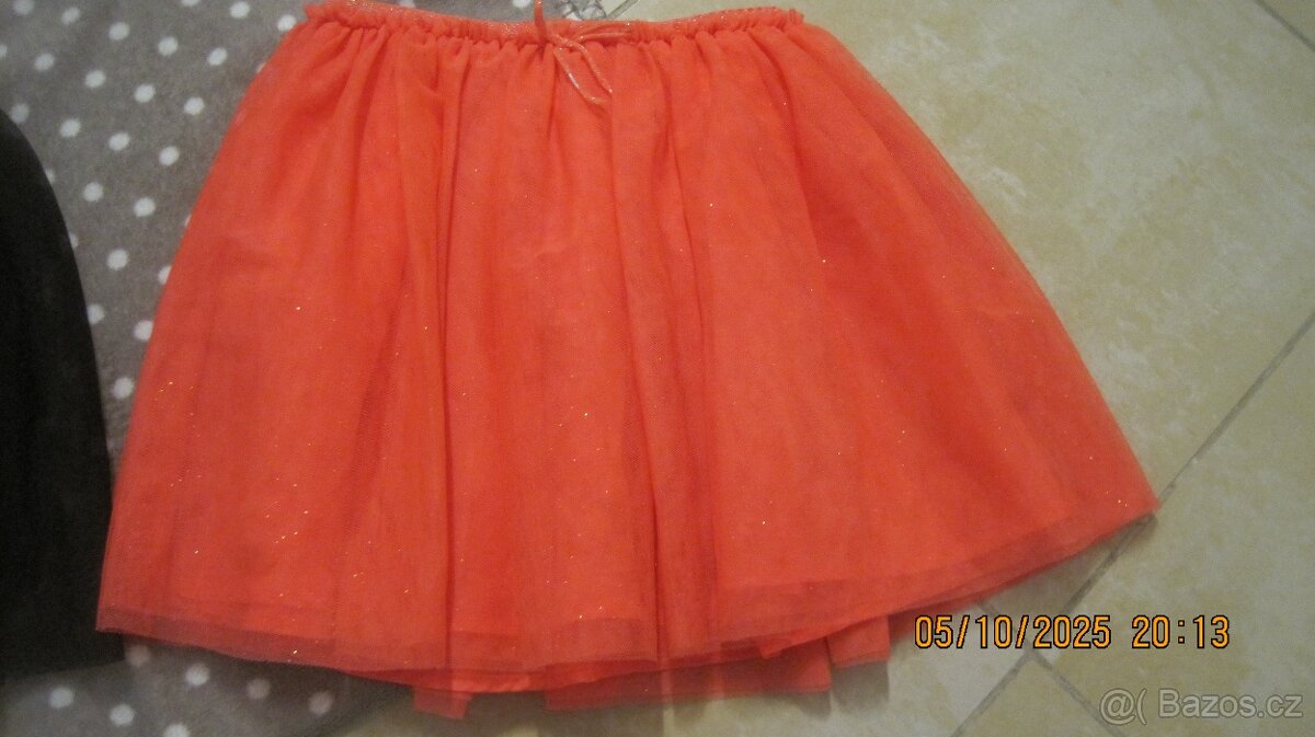 Dvě sukénky, TUTU, černá a neon oranžová - 4