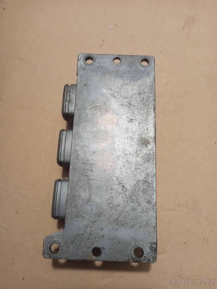 BMW E36 řídící jednotka airbagu - 4