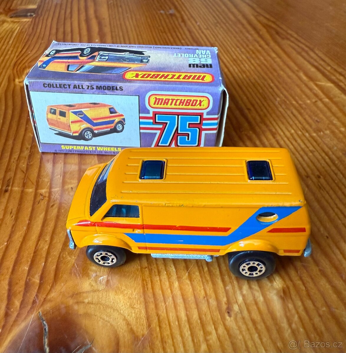 MATCHBOX 75 - Chevy van #68 - 4