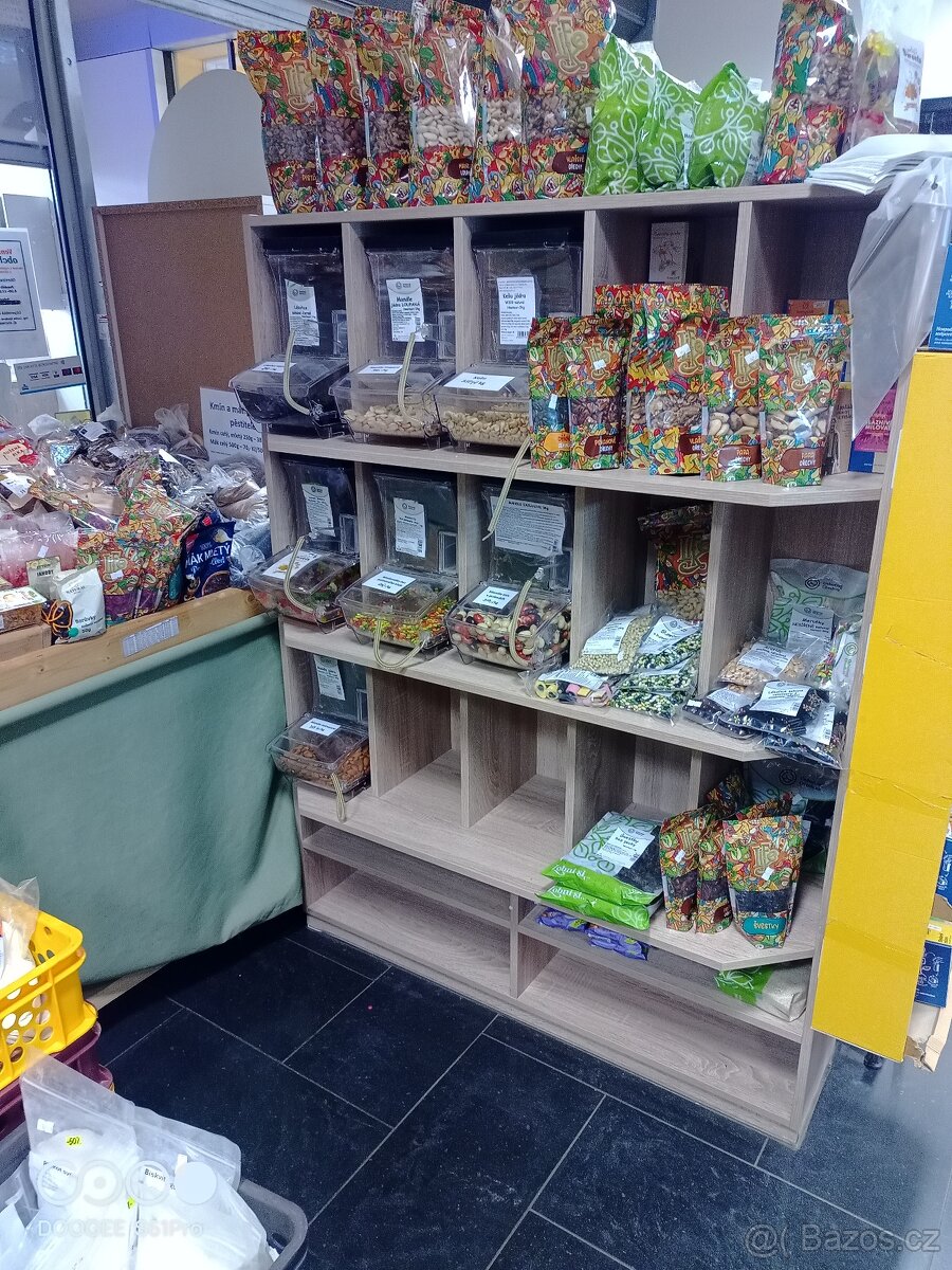 Regál, police - se zásobníky - 4