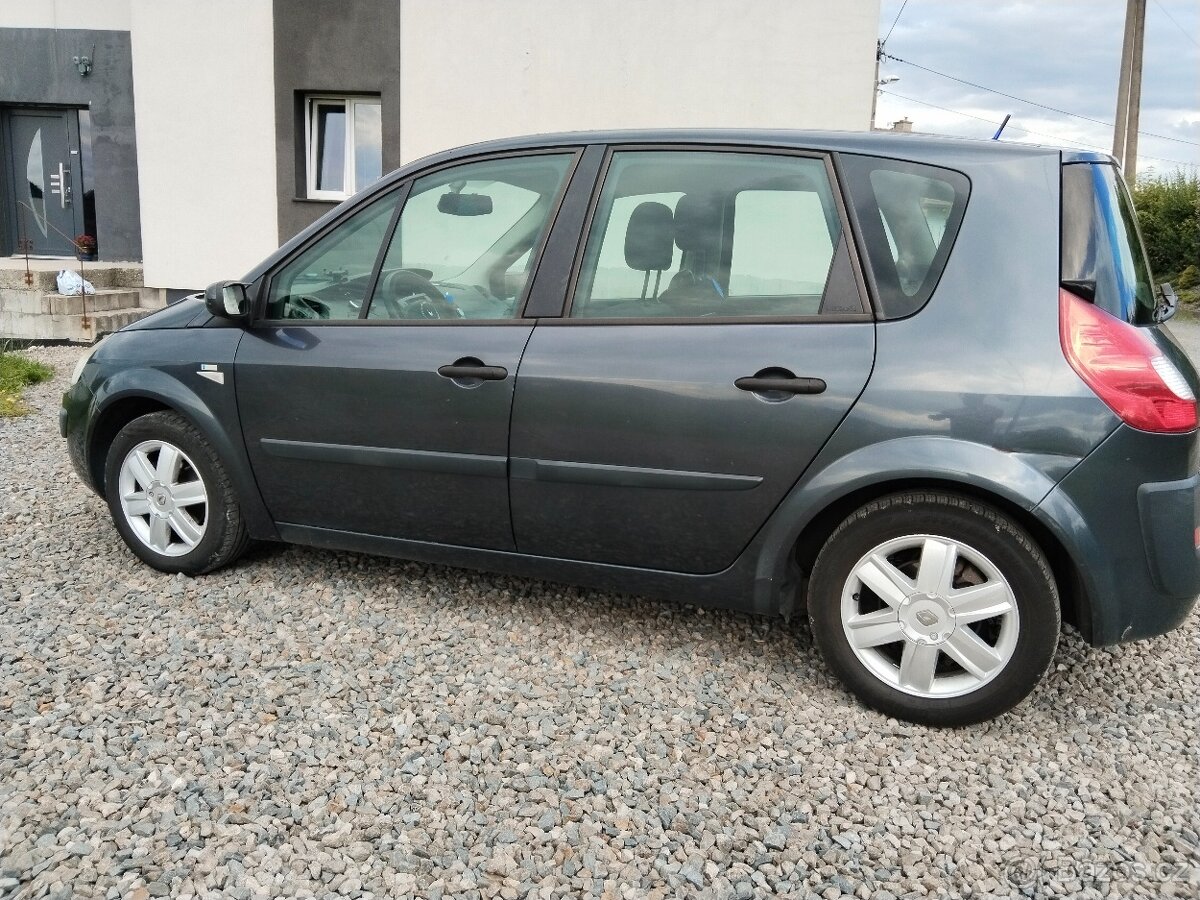 Renault Scenik 1.5 dci, rok 2008 - 4