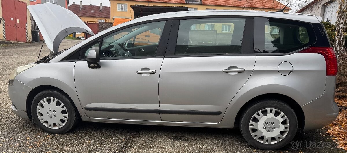 Peugeot 5008 - 4