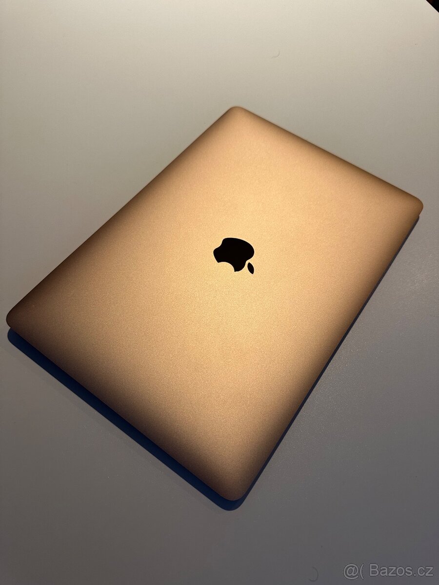 Macbook air (2018) - 4