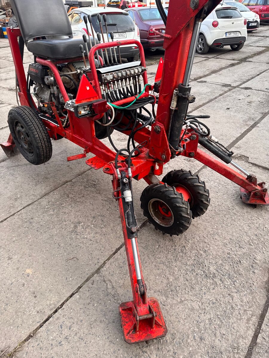 Minibagr Ryan R600 - 4