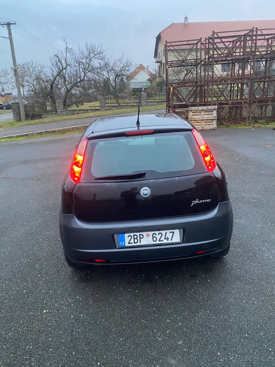 Fiat grande Punto - 4