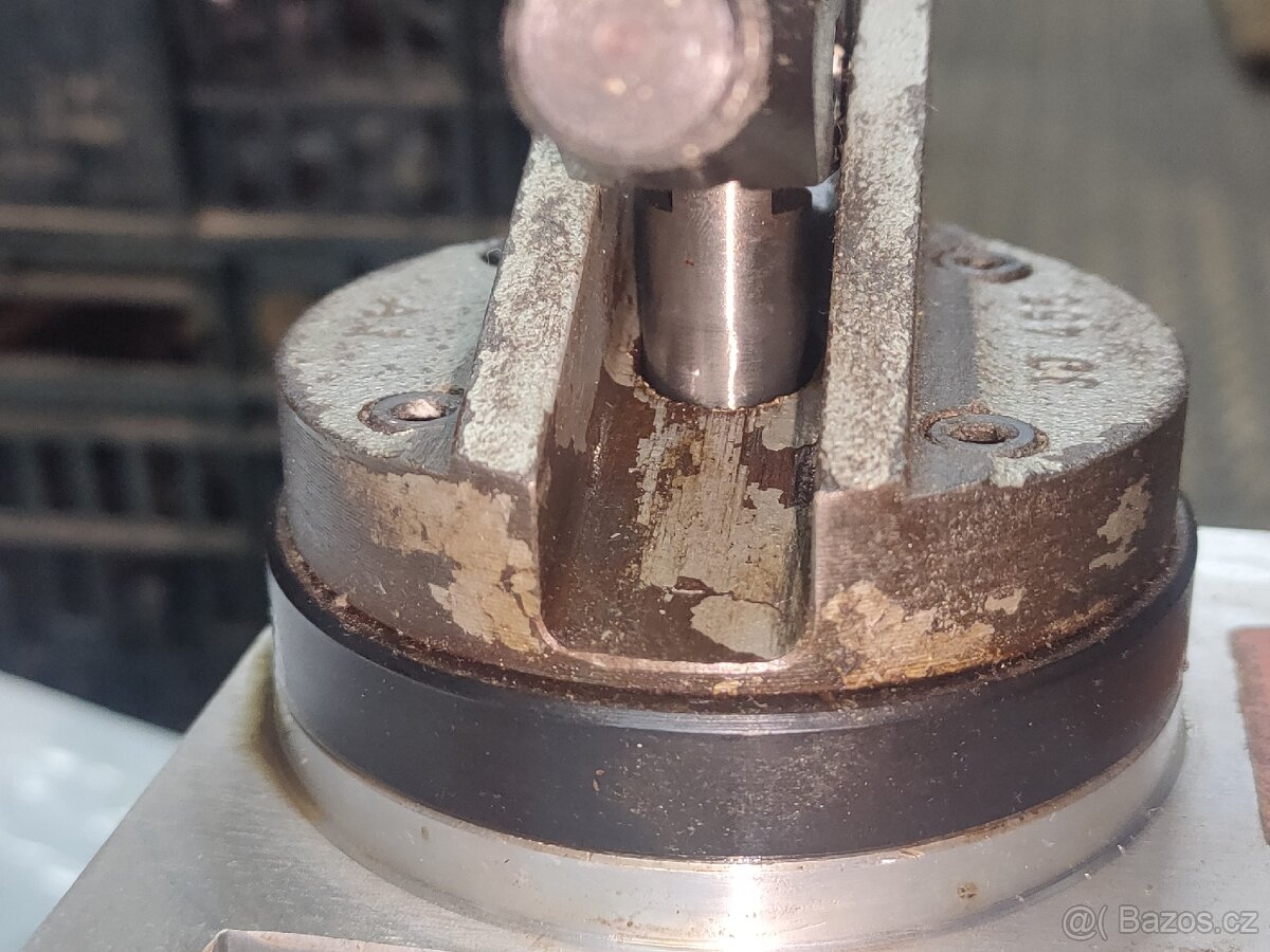 Ruční pumpa hydraulická - lis apod. - 4