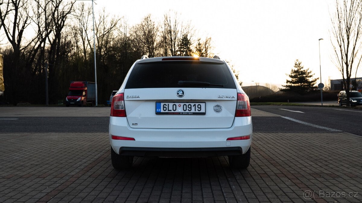 Škoda Octavia III COMBI dvě sady kol - 4