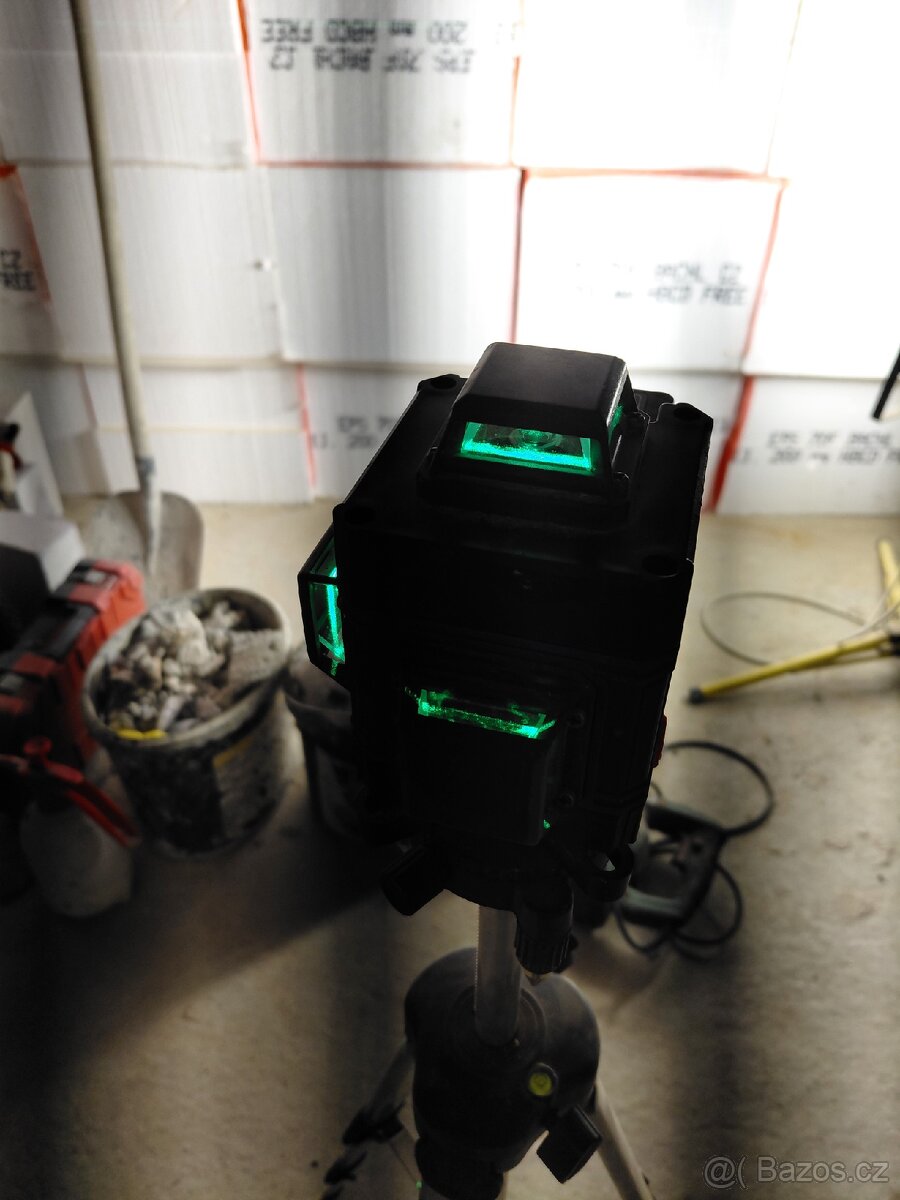 Samonivelacni laser 16 linek - 4