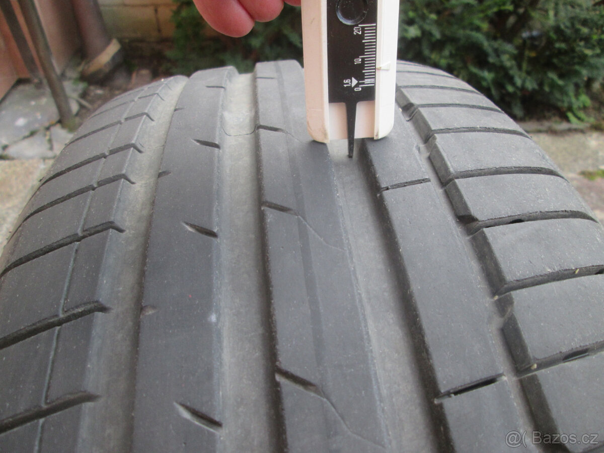 Prodám 2 letní pneumatiky HANKOOK VENTUS S1 EVO3 EV - 4