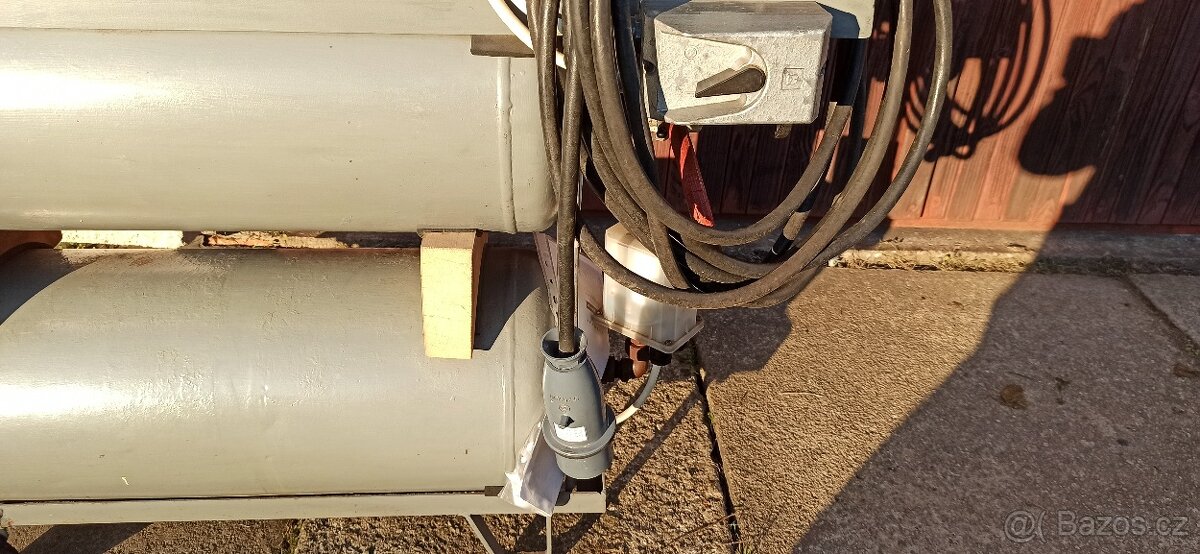 Vzduchový kompresor 80L - 4