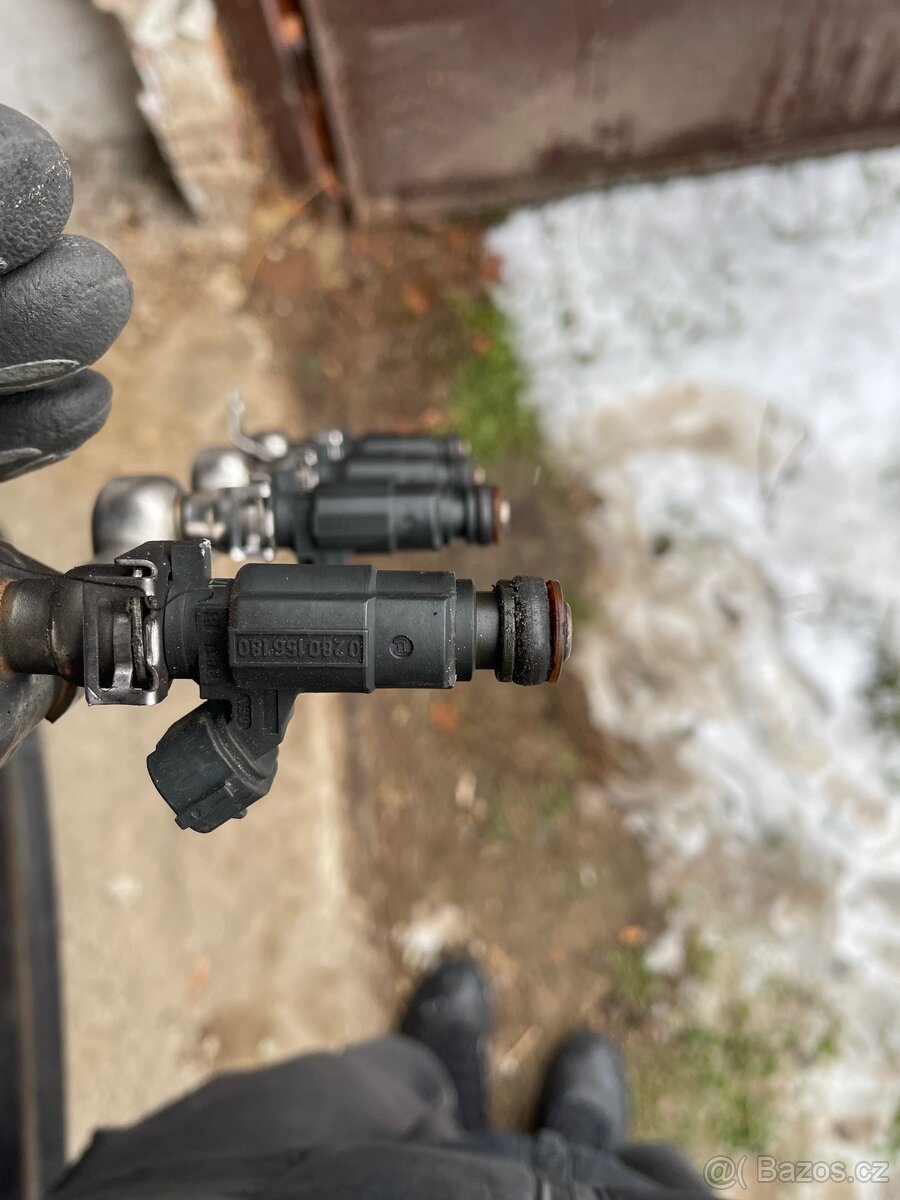 Sací potrubí Audi 4.2 mpi - 4