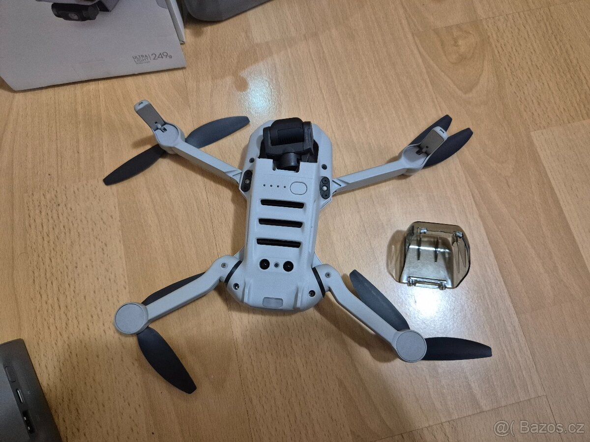 Prodám dron DJI MINI 2 SE Fly more COMBO - 4