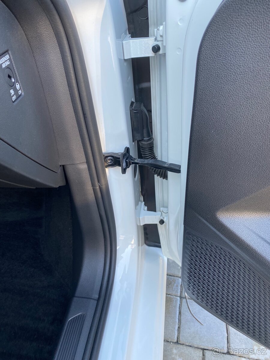 ÚKLIDOVÉ A ČISTÍCÍ PRÁCE - 4